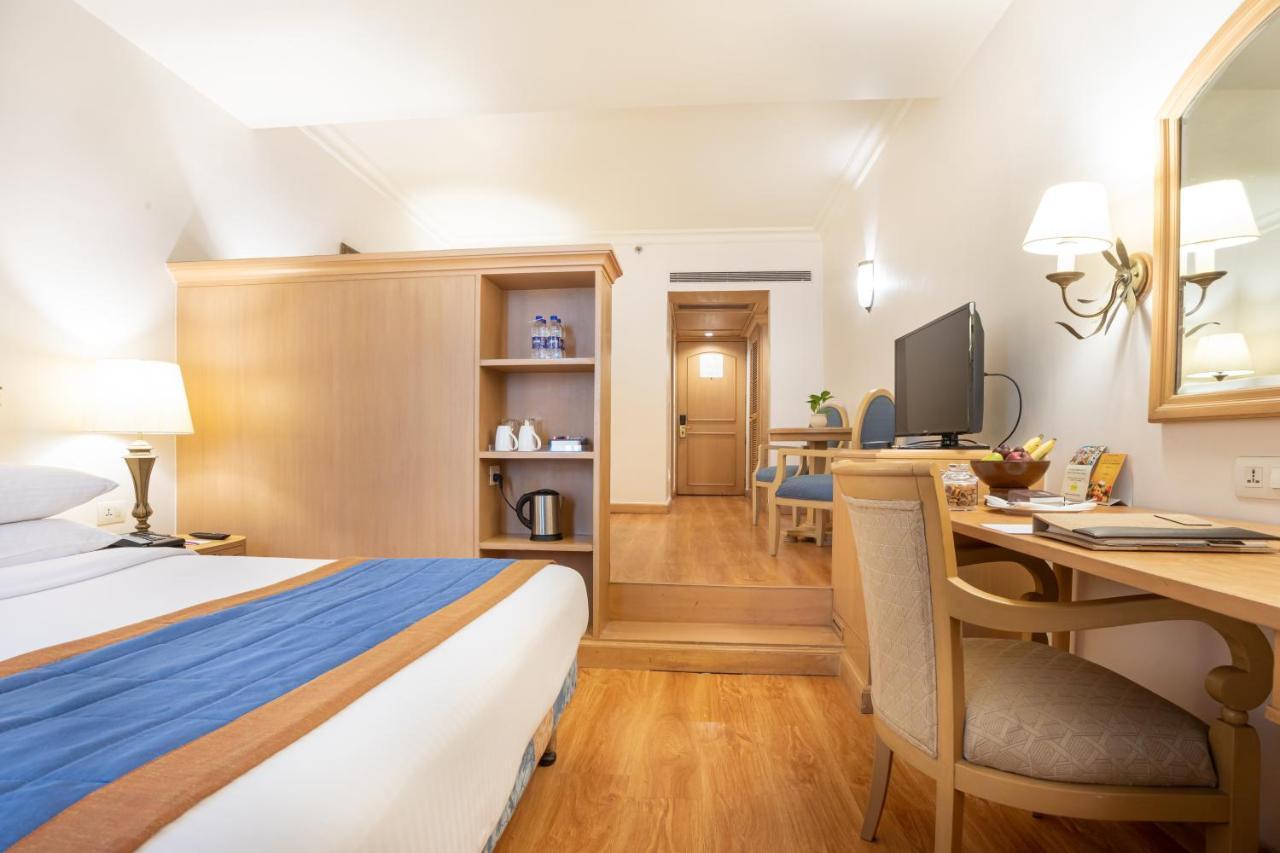 兰花酒店 孟买 外观 照片 A room at the hotel